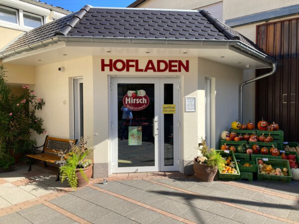 Hofladen im Herbst
